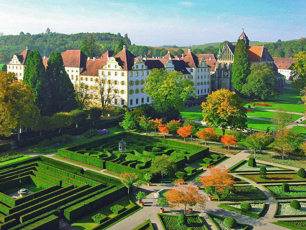 <p>Salem Formengarten Schloss</p>